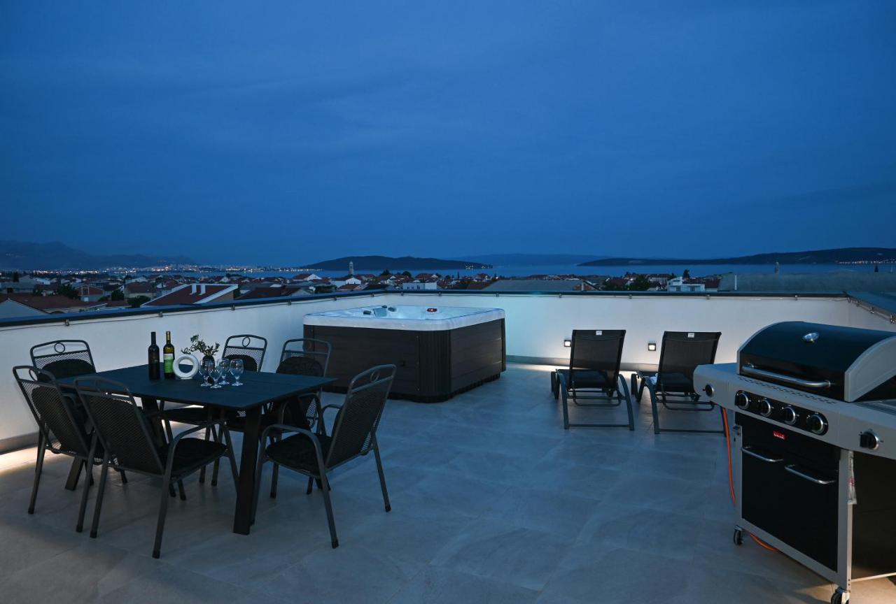 Rooftop New Castel 2023 Kaštela Exteriér fotografie